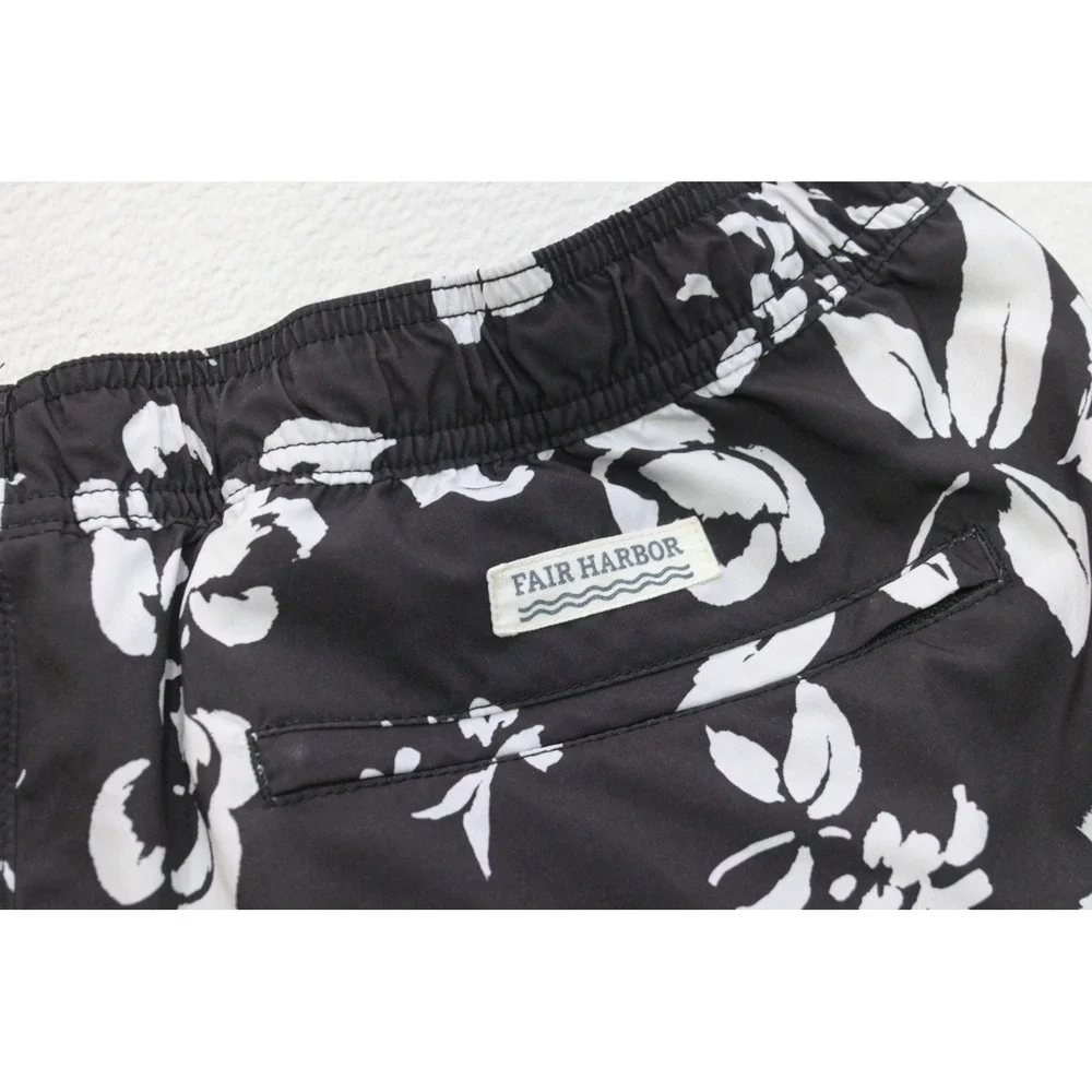 Fair‎ Harbor Swim Trunks Men XL Black White Floral Stretch Lined Surf Excellent